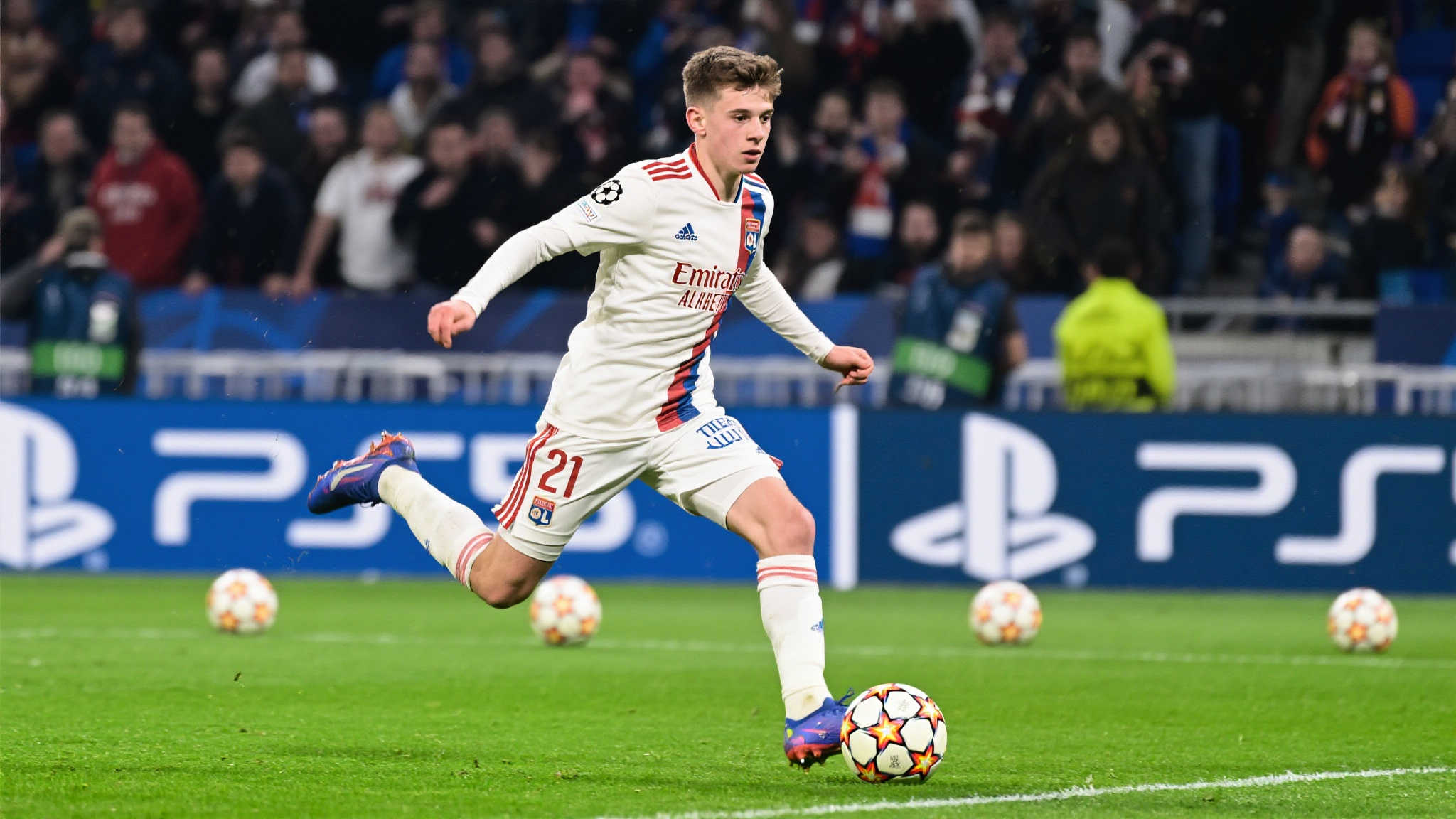 16岁初露锋芒,多特新星阿尔伯特闪耀世俱赛 16岁初露锋芒,多特新星阿尔伯特闪耀世俱赛